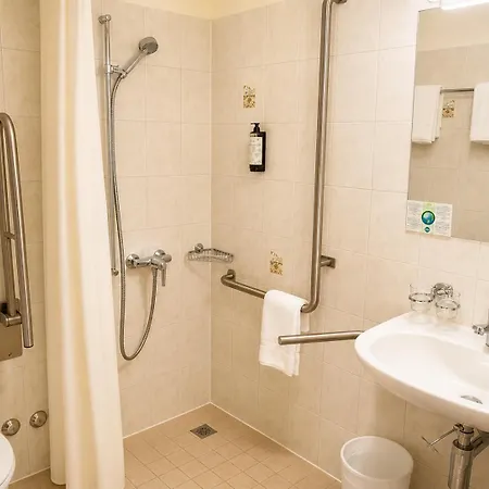 فندق Parkhotel Emmaus - Casa Del Sole أسكونا