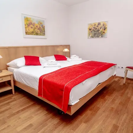 Parkhotel Emmaus - Casa Del Sole 3*